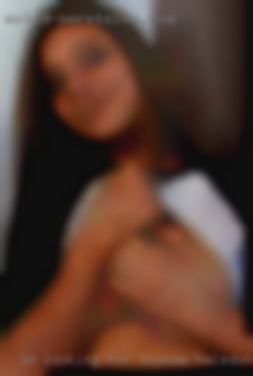 Im looking for a blonde Haledon Top Male or fun couple.